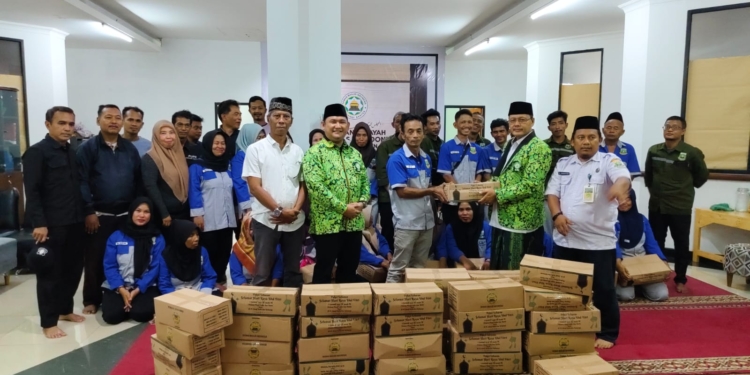 DMI Banten Salurkan Paket Sembako Ramadhan, Apresiasi Nyata untuk Petugas Masjid Raya Al-Bantani